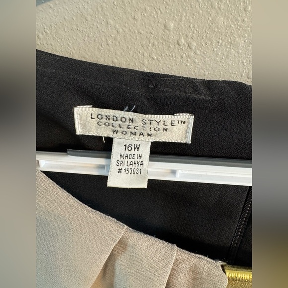 NWT London Style Black and Tan Dress - Picture 3 of 7